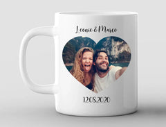Personalisierte Tasse eigenes Foto in Herzform mit Name und Datum